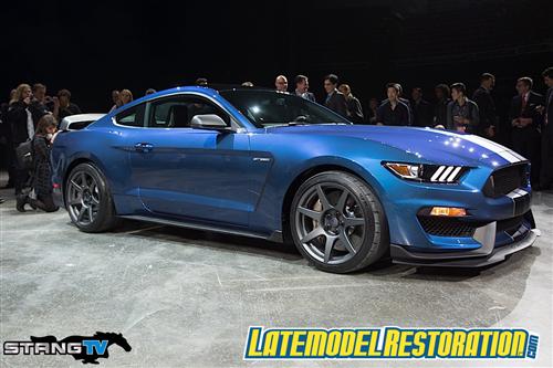 2016 Mustang Shelby GT350R Specs & Pictures - 2016 shelby gt350r specs