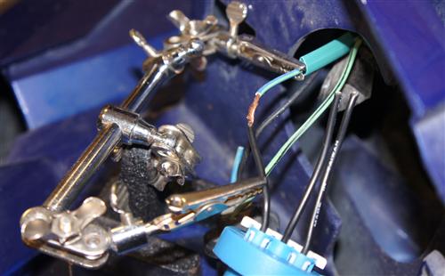 Mustang Headlight Socket Repair (87-04) - Mustang Headlight Socket Repair (87-04)