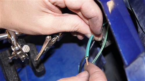Mustang Headlight Socket Repair (87-04) - Mustang Headlight Socket Repair (87-04)